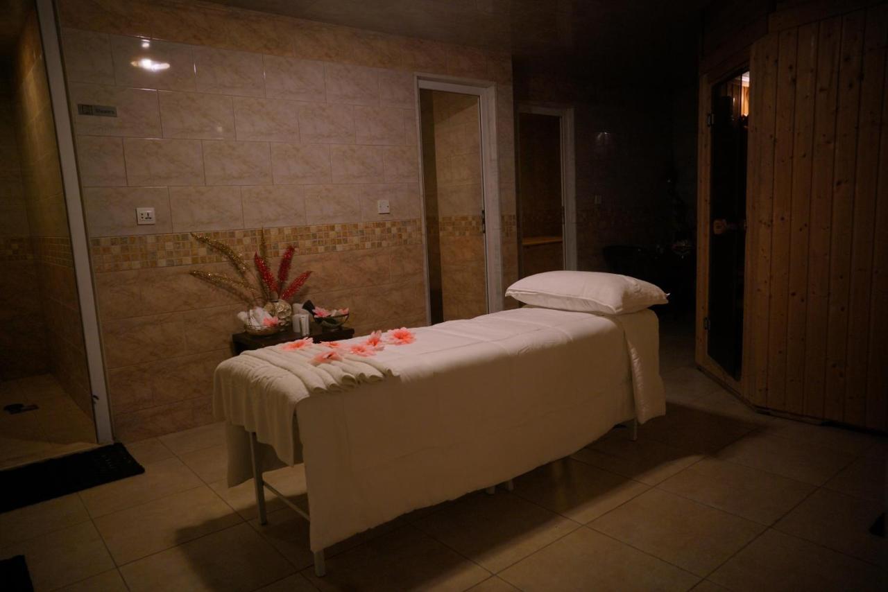 7 Wonders Hotel Wadi Musa Exteriör bild